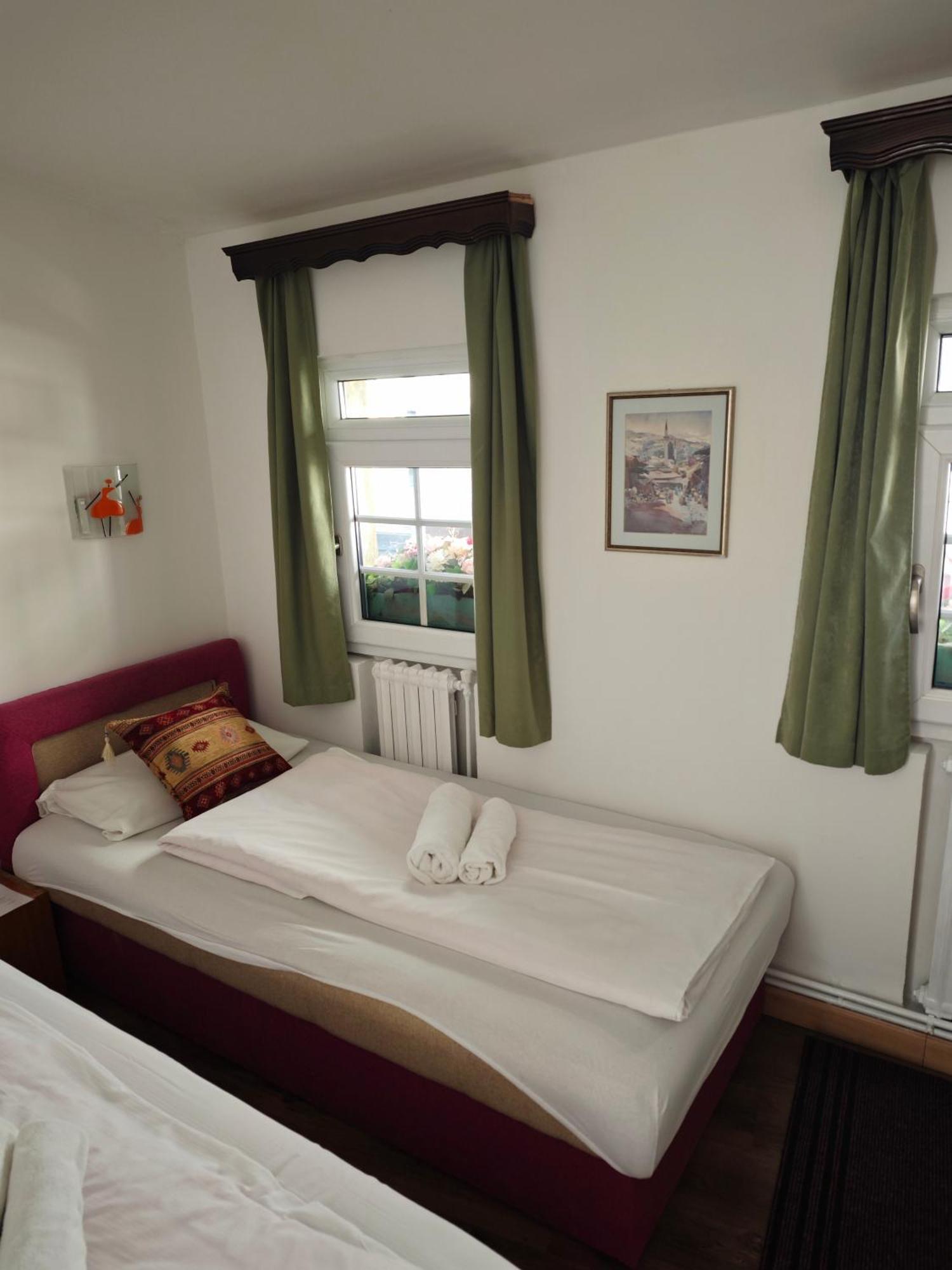 Guesthouse Yildiz Сараєво Екстер'єр фото
